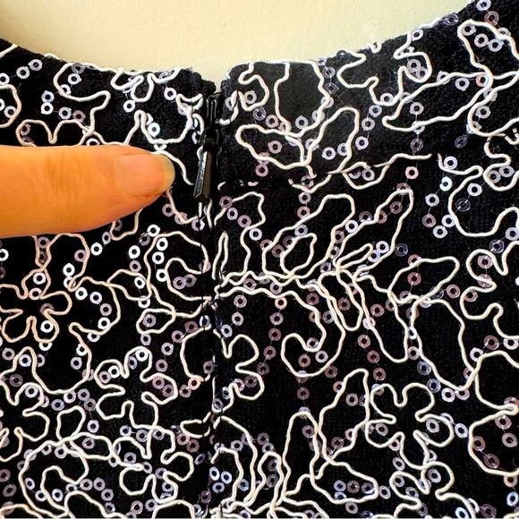 Alex Evenings Elegant Black and White Women's Dress - Picture 15 of 16